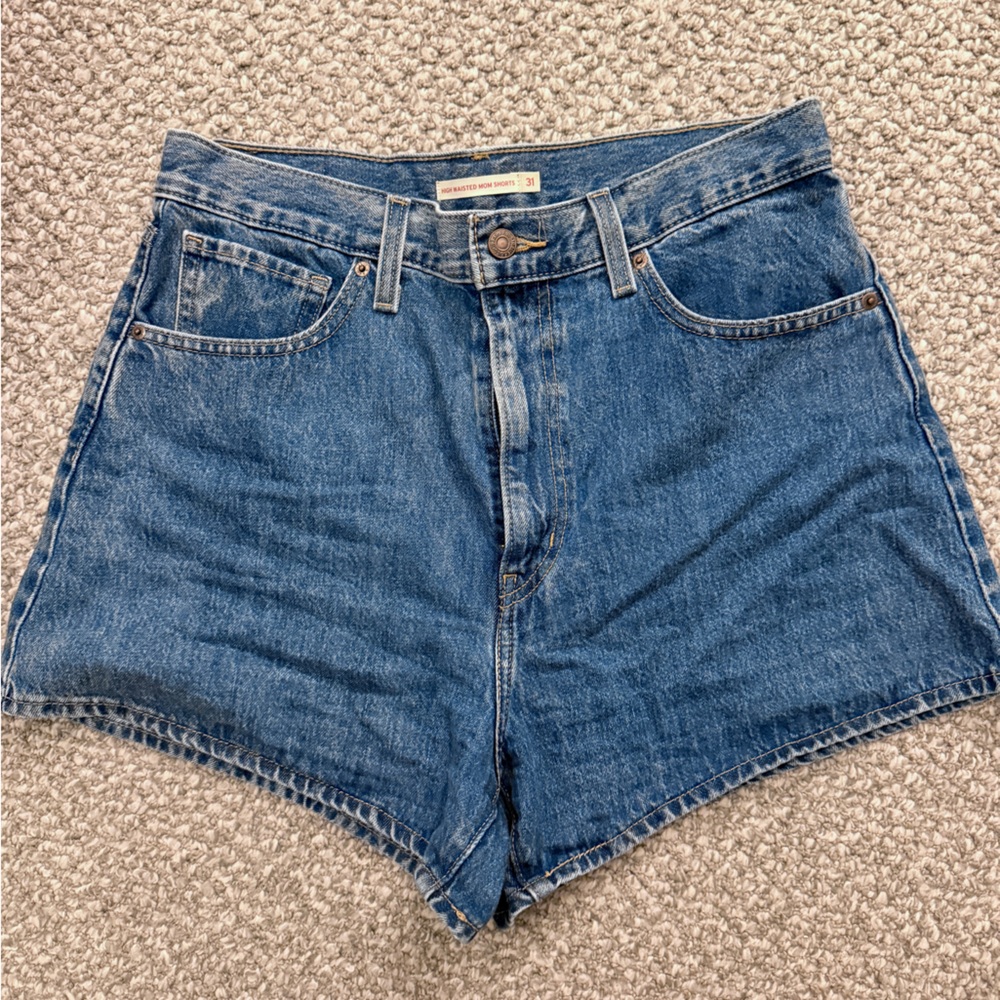 Levi’s High Waisted Mom Shorts